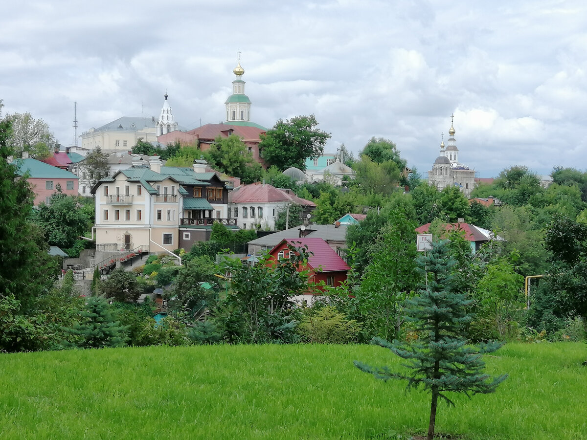 Лучше, если дом находится недалеко от города. Фото: Мир Квартир