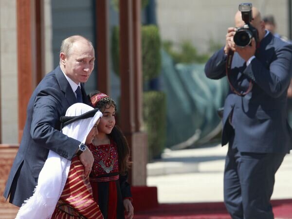    © AP Photo / Nasser Shiyoukhi