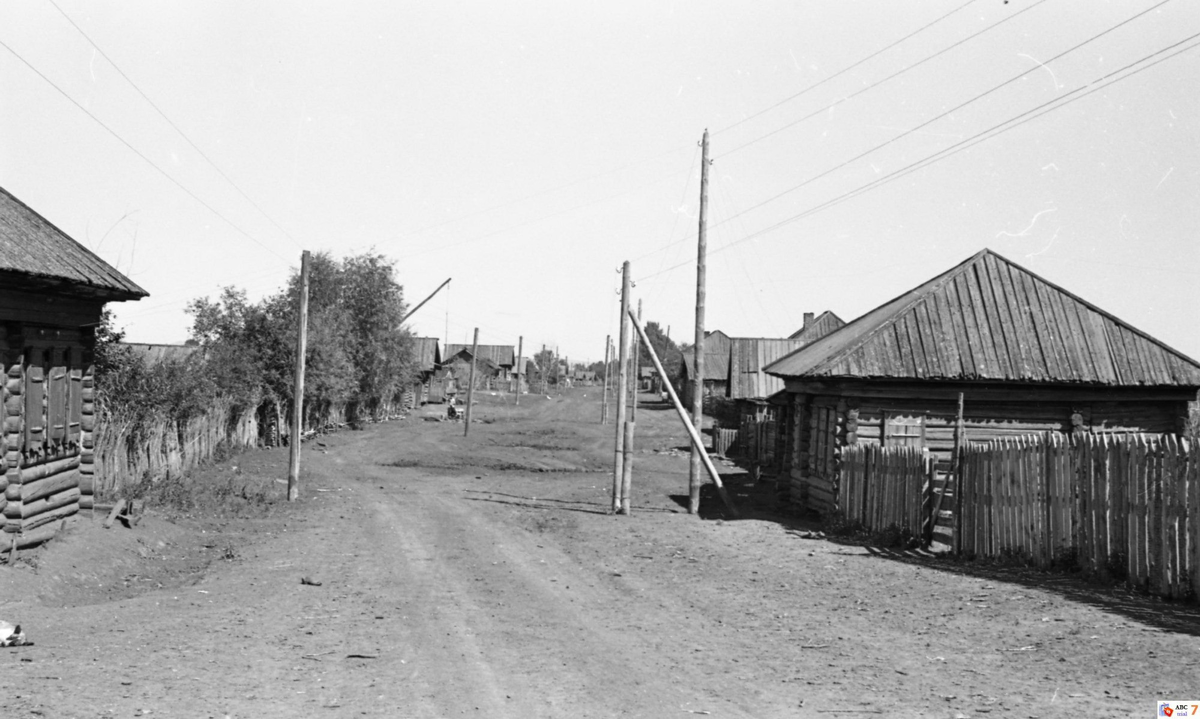 Улица в д.Усть-Погромная