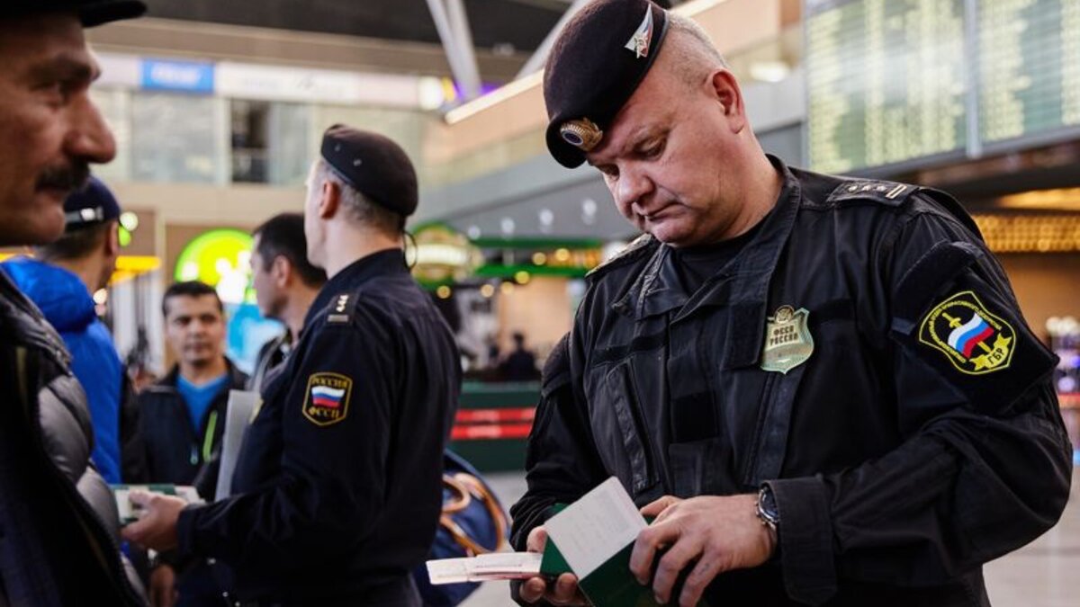 Депортация и выдворение граждан