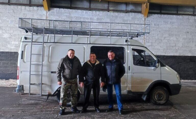    Волонтеры из Красногвардейского района отправили медбатальону в ДНР «Газель» Андрей Севостьянов