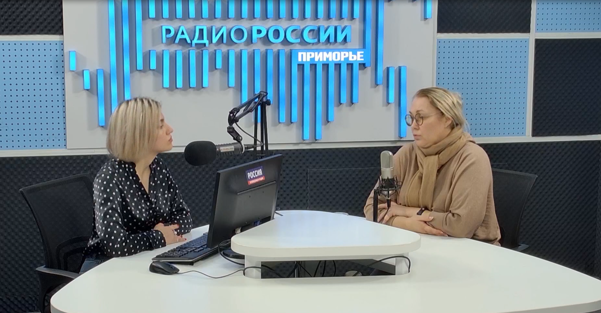 Ника Олешкевич и Марина Михайлова в медиастудии ГТРК "Владивосток"
