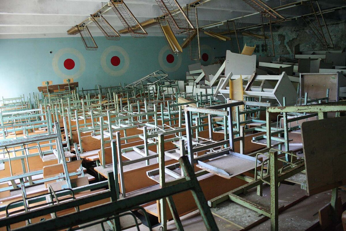 Вот! Именно так все в СССР и было! Сам учился в таком классе