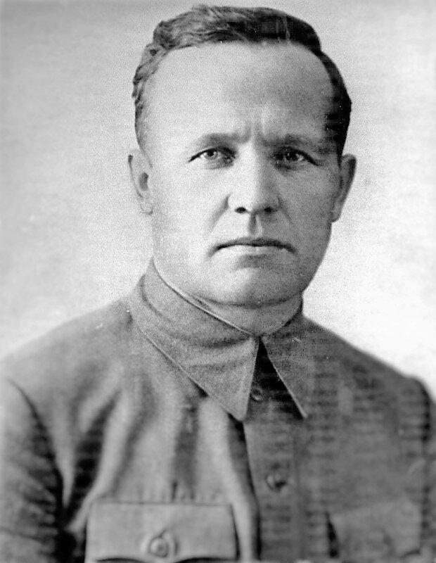 Советский партийный и государственный деятель, министр торговли СССР (1948-1953), министр государственного контроля СССР (1953-1956).-2