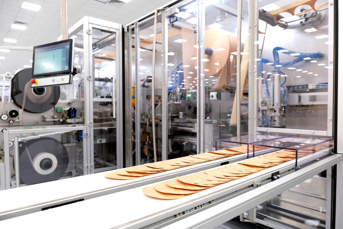 план производства с данными от менеджеров. загрузка производства. загрузка производства. загрузка производства. полимерный завод.