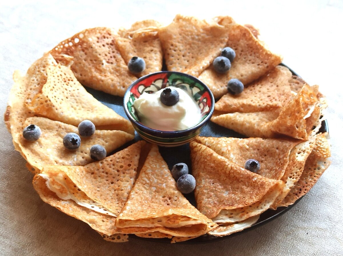 Я уверена, что с такими блинчиками сложности исключены - домашние сами захотят поскорее приступить к осознанной жизни. Ира Антошина. 