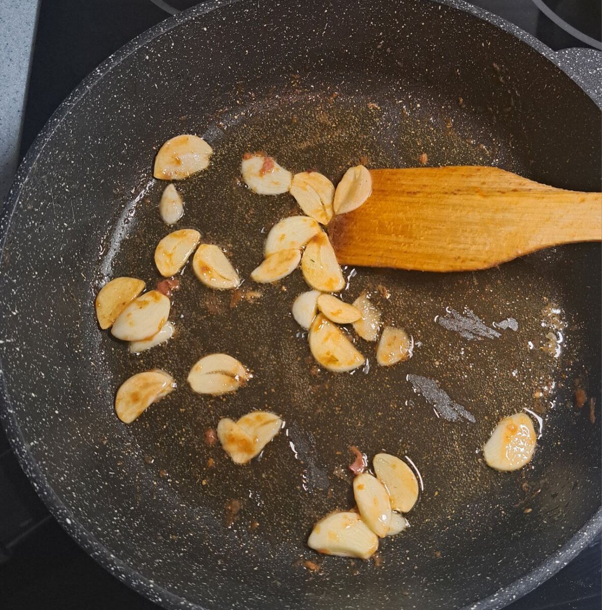 Чкмерули (шкмерули) ПП: цыплёнок с чесноком и сливками по-грузински |  Александр | Дзен