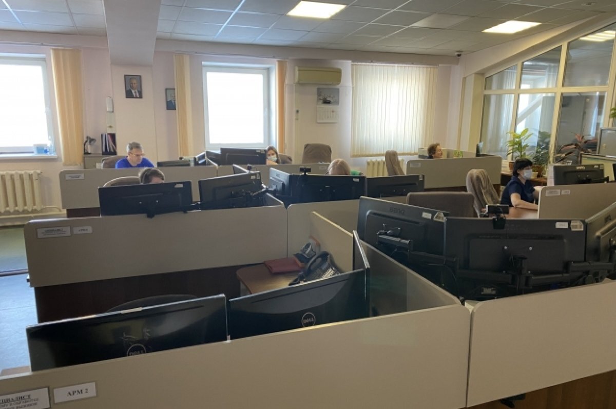    Шесть диспетчеров колл-центра «помогали» ритуальному бизнесу волгоградца