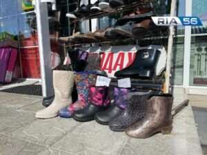  📷    Сколько стоят резиновые сапоги в Оренбурге Белов Михаил Александрович