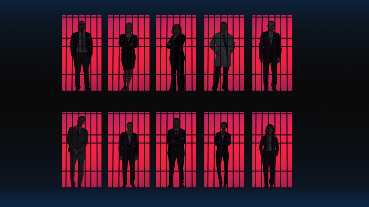     Пару лет назад трудно было представить, что СИЗО Владивостока когда-нибудь превзойдёт новомодные «пиджачные» форумы по количеству VIP-гостей. За короткий срок там побывали и чиновники, и бизнесмены, и деятели культуры, и даже врачи уважаемых психиатрических клиник. Некоторые, кстати, до сих пор там.
