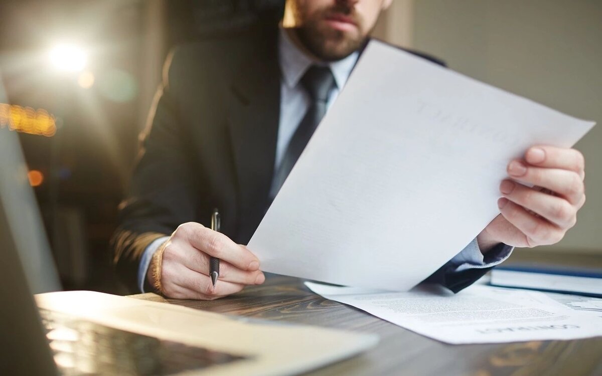    Липецкий рудник снова отправился в судебный бой с белорусским заводом-гигантом Фото с Freepik