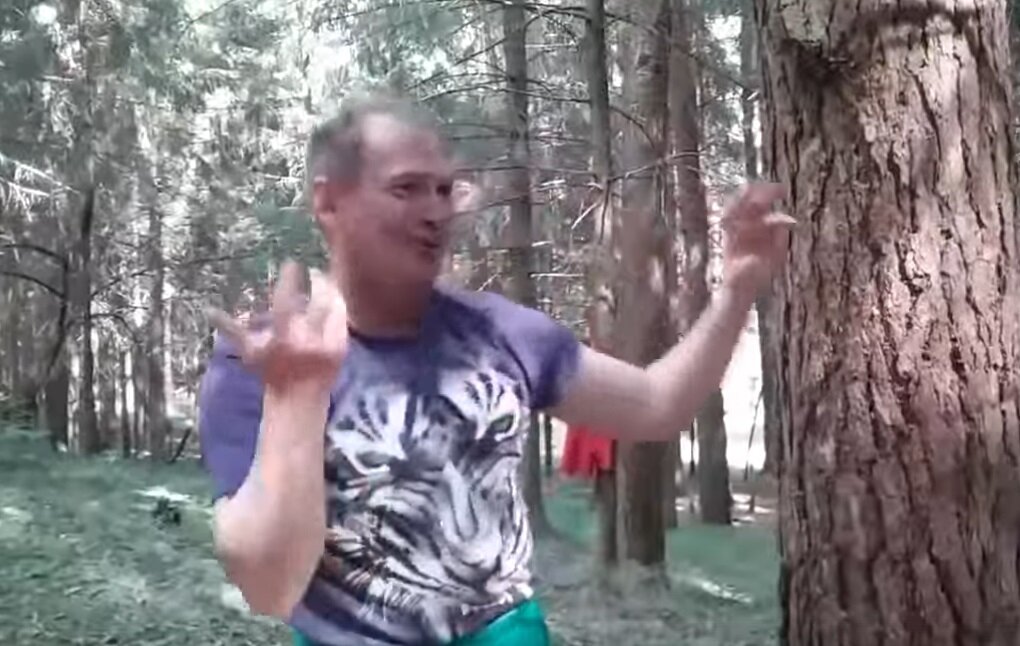 Скрин с видео. Качество так себе. Если же вы не знакомы с этим героем, ссылку на видео дам в комментарии к публикации
