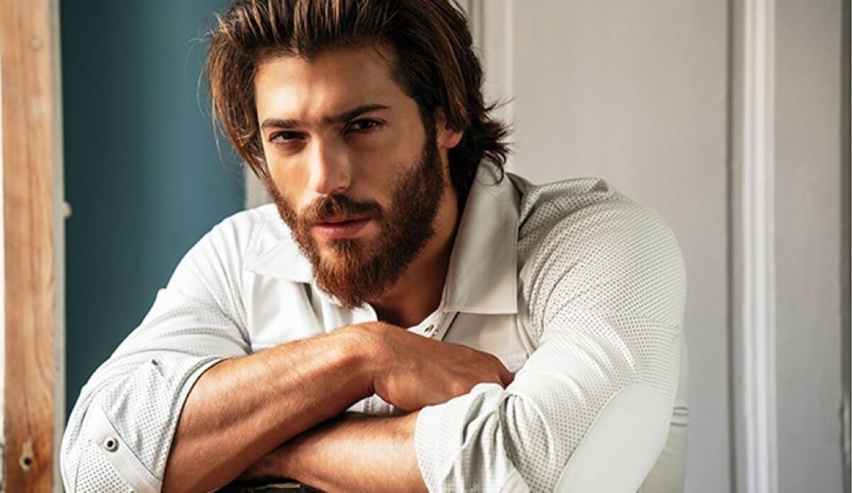 https://www.bilalozcan.com/Content/UserFiles/NewsItem/Original/can-yaman-ne-zaman-askere-gidecek_8064_20-30-48.jpeg