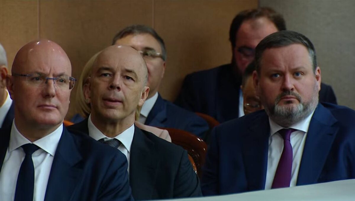 Работали весь год как швейцарские часы - фото