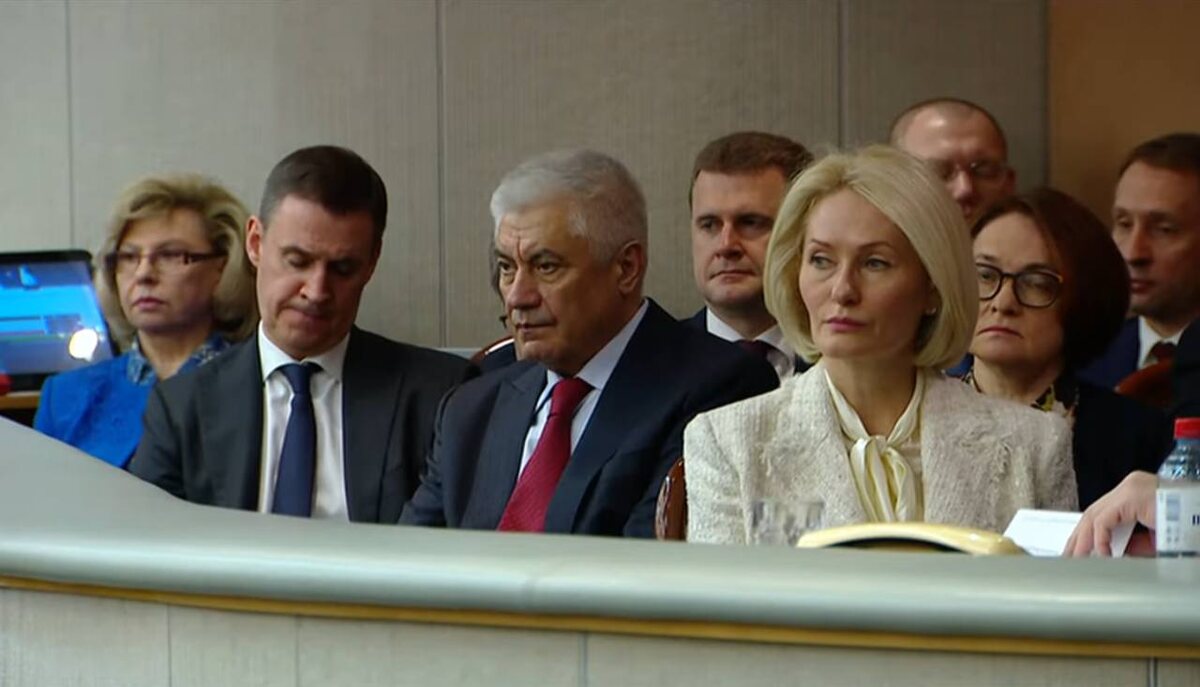 Работали весь год как швейцарские часы - фото