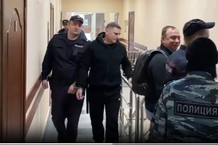 Первую судимость Курицин заработал еще в 1990-м — за хищение госсобственности. скрин видео Татар-информа. скрин видео Татар-информа