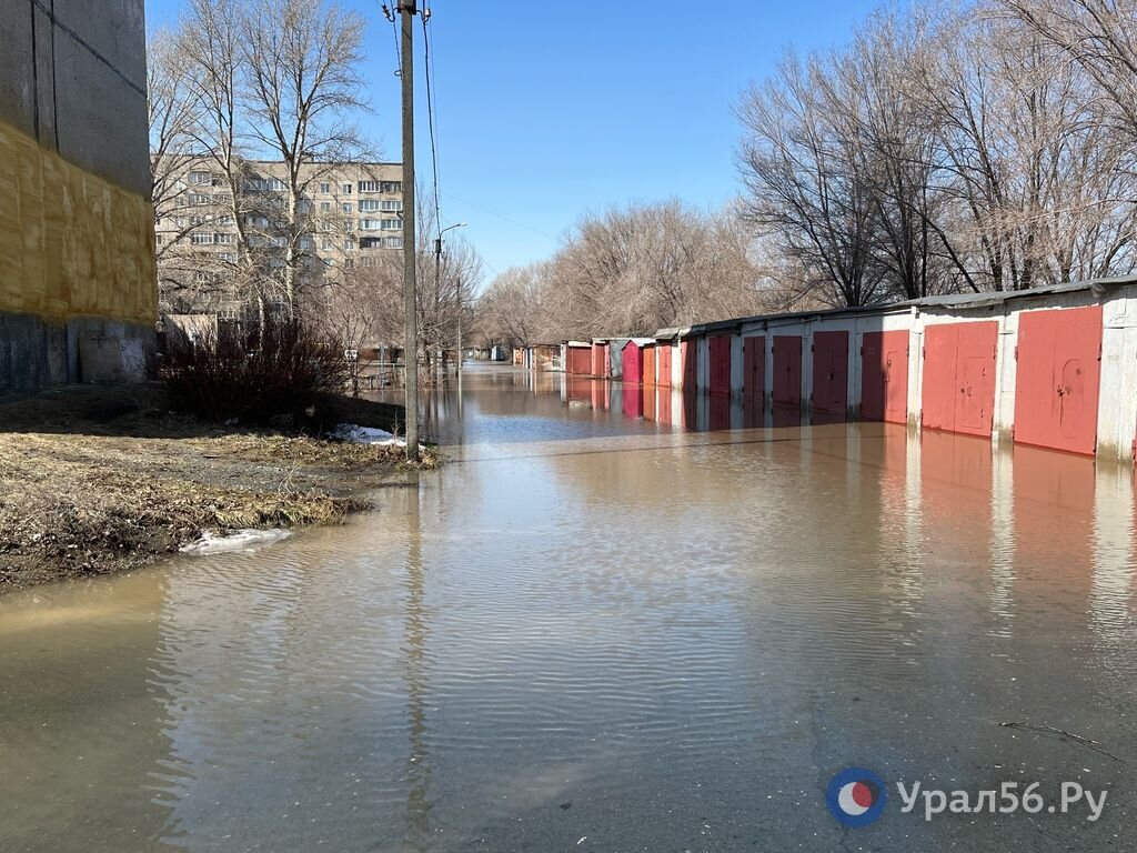    Будут ли вводить режим ЧС в Орске ? Паводок начал угрожать многоэтажным домам