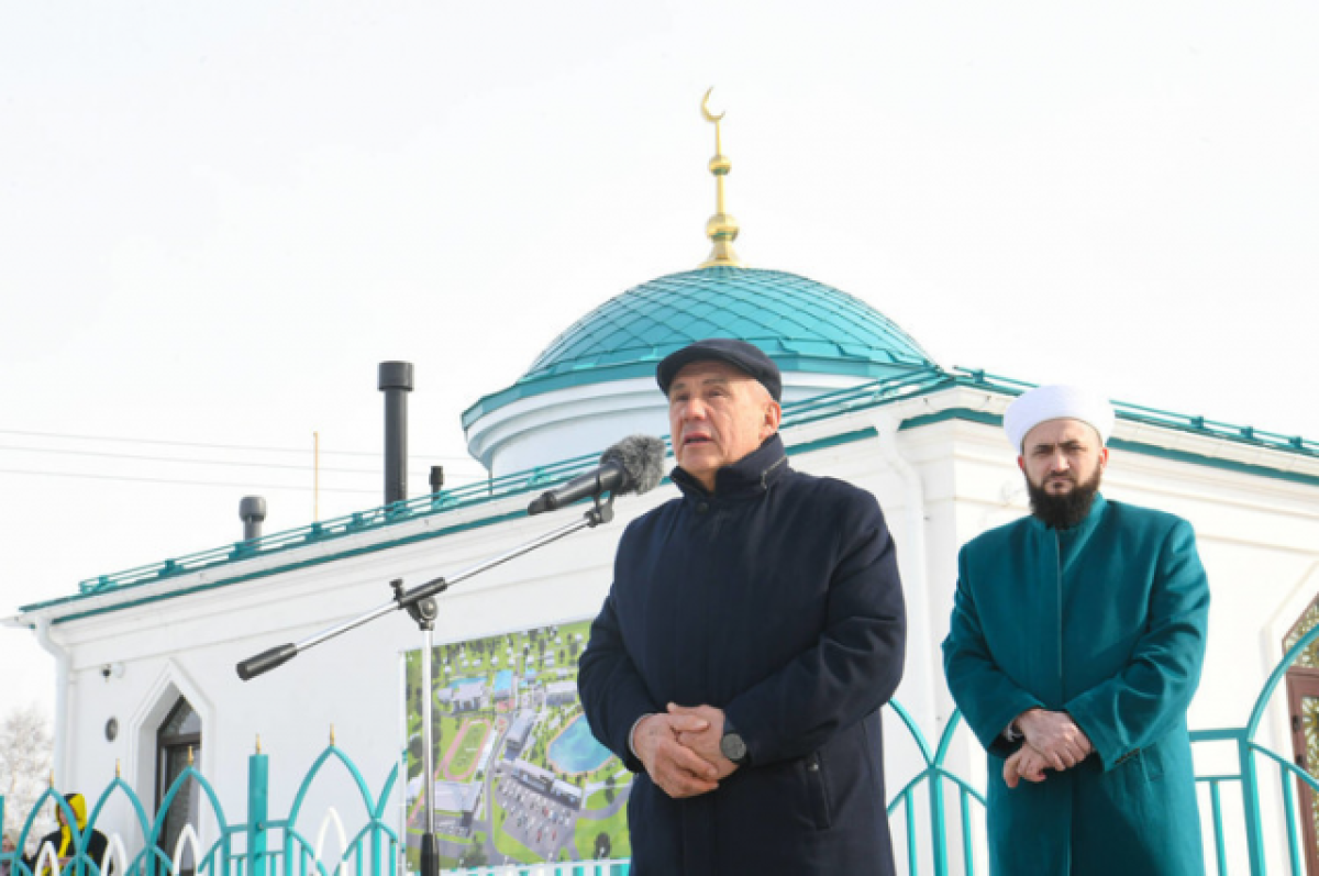    Минниханов об атаке дронов: Всевышний дал нам шанс