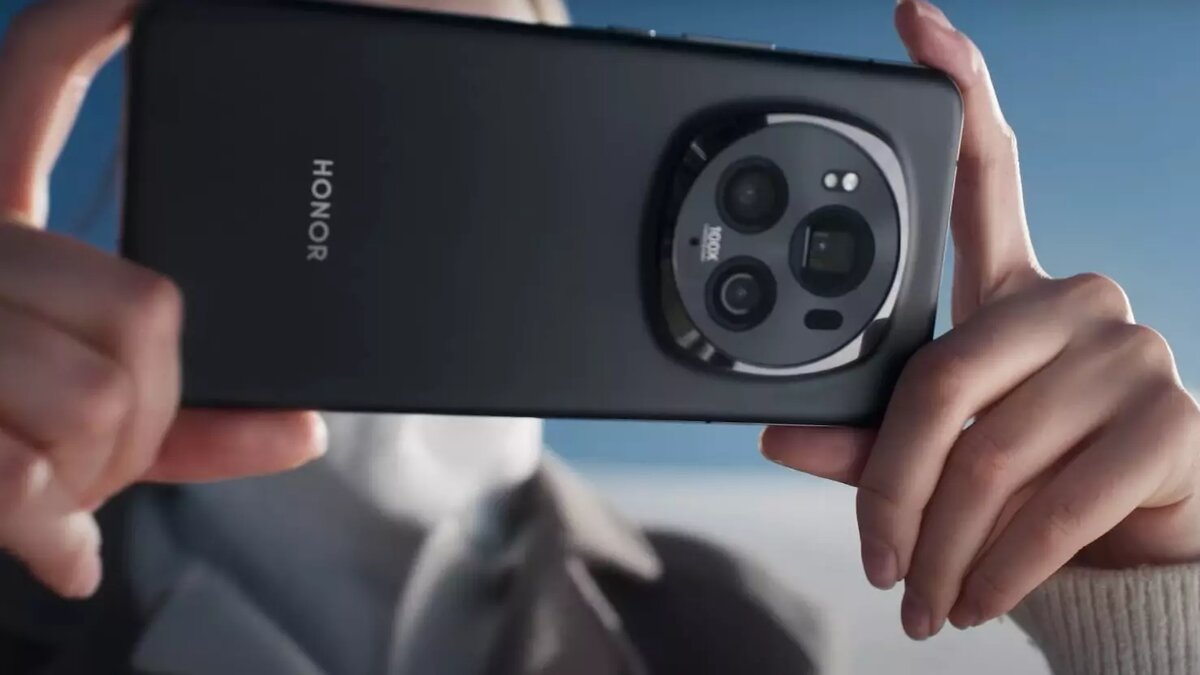     С 9 апреля в российских торговых сетях откроется предзаказ на флагманские смартфоны Honor Magic6 Pro. Эксперты тепло приняли модель, которая вскоре после презентации возглавила различные рейтинги.