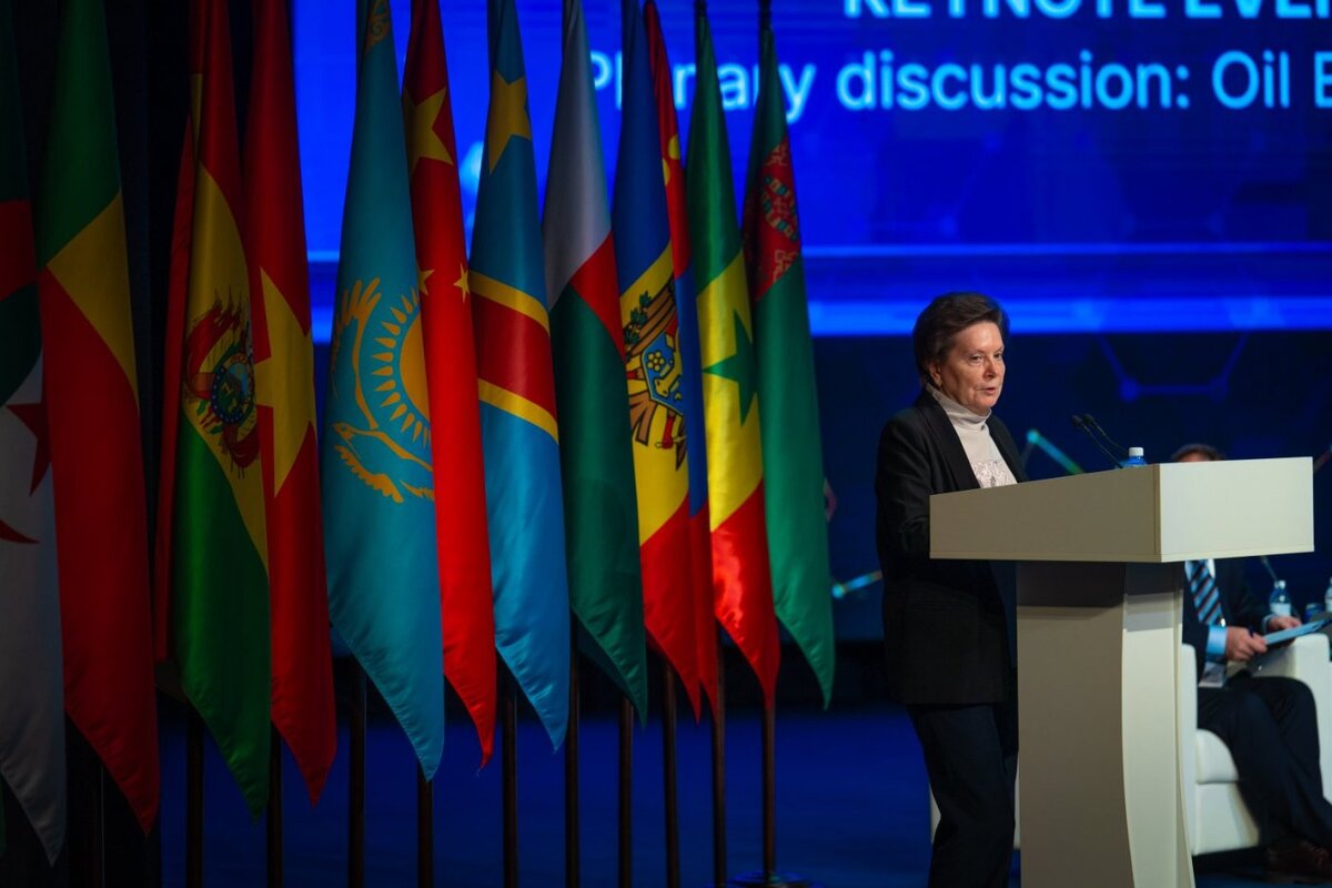    На пленарной дискуссии форума «Нефтяная столица» в Югре обсудили будущее энергетической отрасли