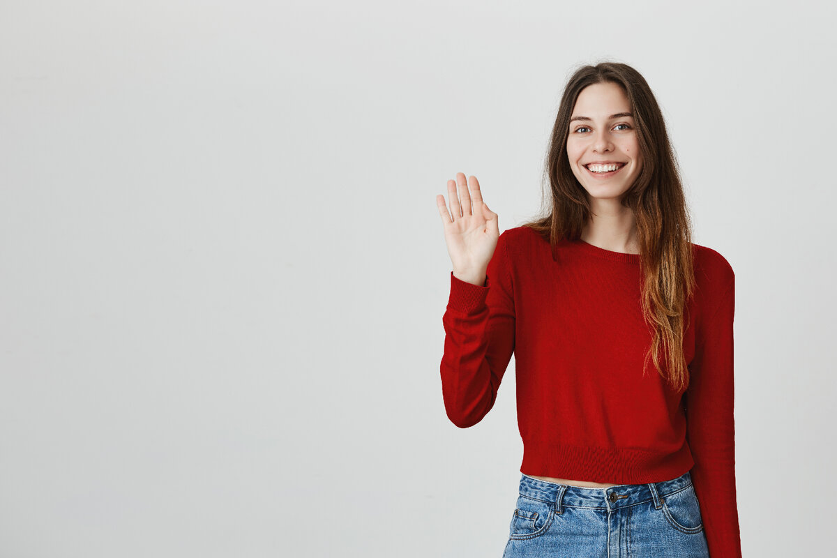 https://ru.freepik.com/free-photo/cheerful-friendly-attractive-woman-waving-hand-saying-hello_9473749.htm#fromView=search&page=1&position=0&uuid=656fce15-4aa6-4a78-845c-994cdcbff78e