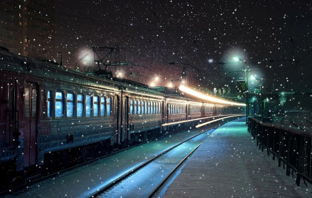 уже около десяти вечера проводник, как правило, приглушает свет