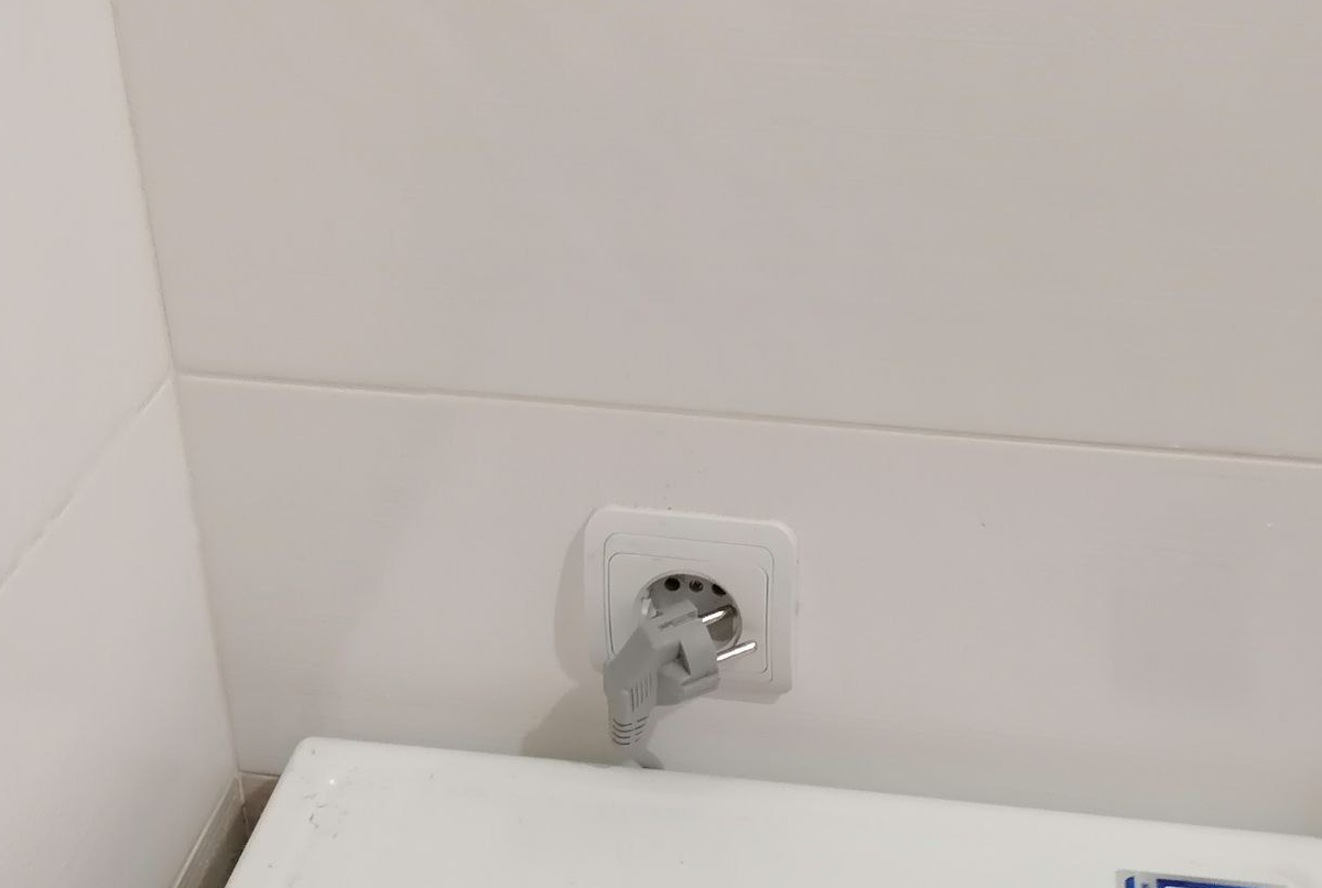 Отдельная розетка под стиральную машинку - это отличное решение