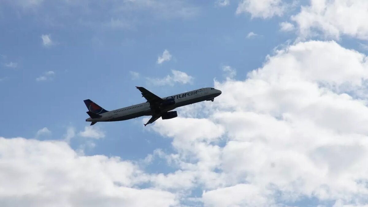     Казахстанская авиакомпания Qazaq Air приняла решение приостановить рейсы из Актобе в Казань. Информация появилась на сайте перевозчика.