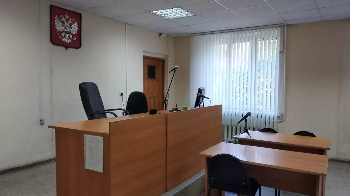     Бывший первый заместитель главы Нижнего Новгорода Дмитрий Сивохин дал свидетельские показания по уголовному делу экс-руководителя городского депстроя Ильи Гора. Об этом сообщает корреспондент NewsNN из зала суда.