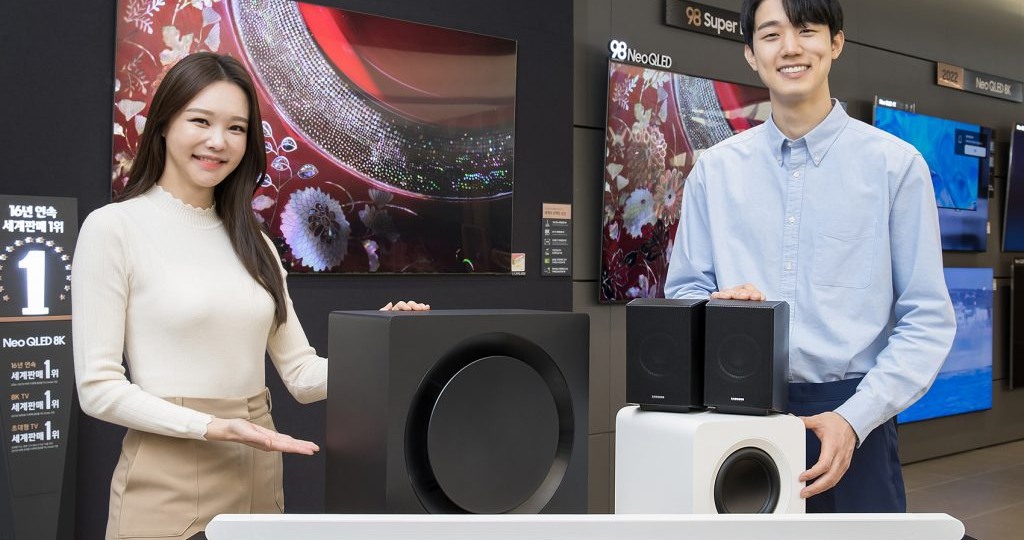 Samsung отмечает десятилетие лидерства на мировом рынке саундбаров