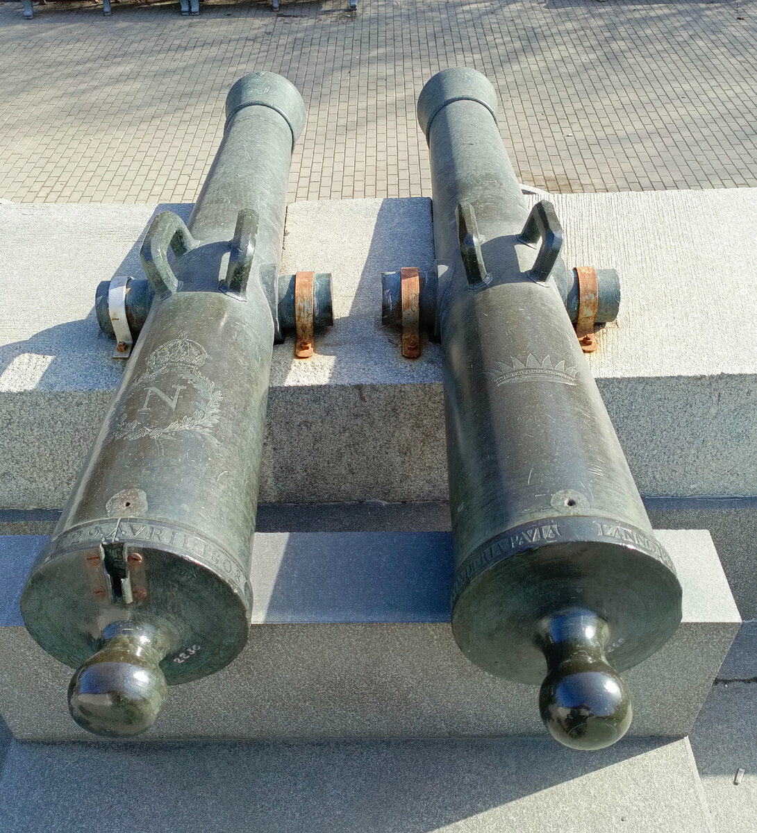 Трофейные Наполеоновские пушки.