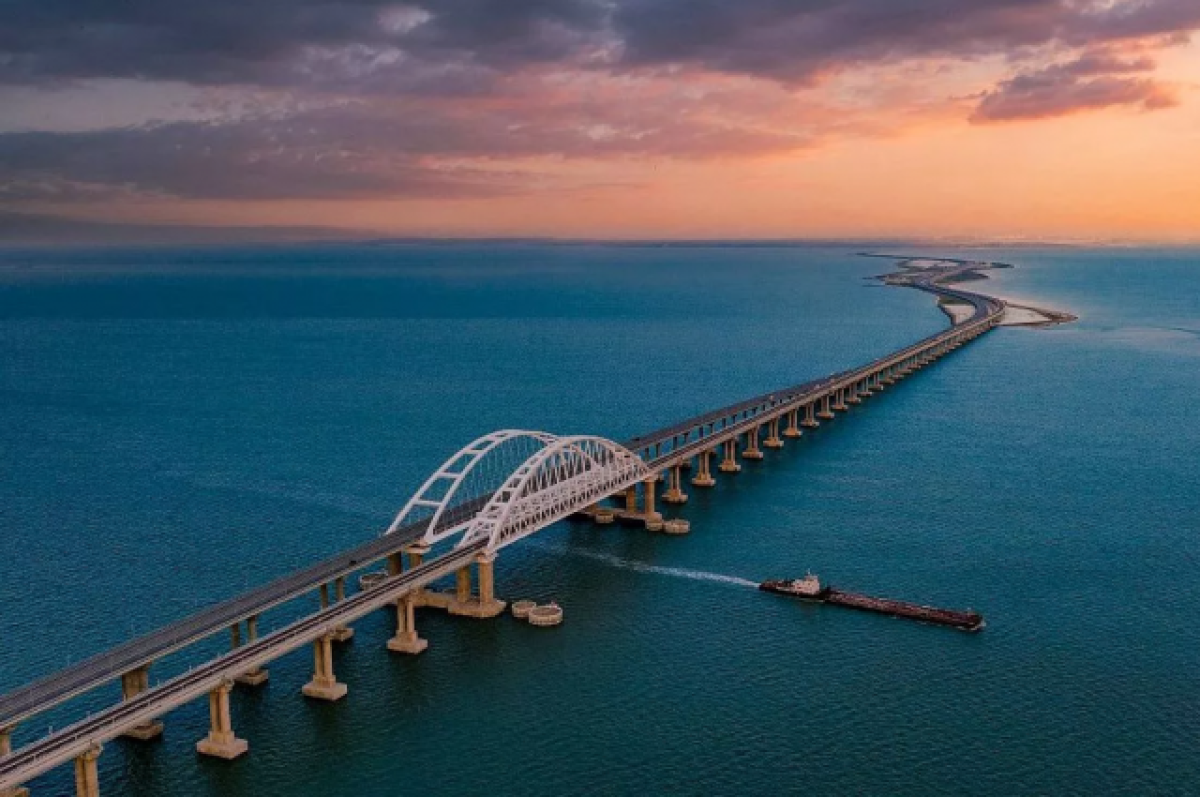    Крымский мост.