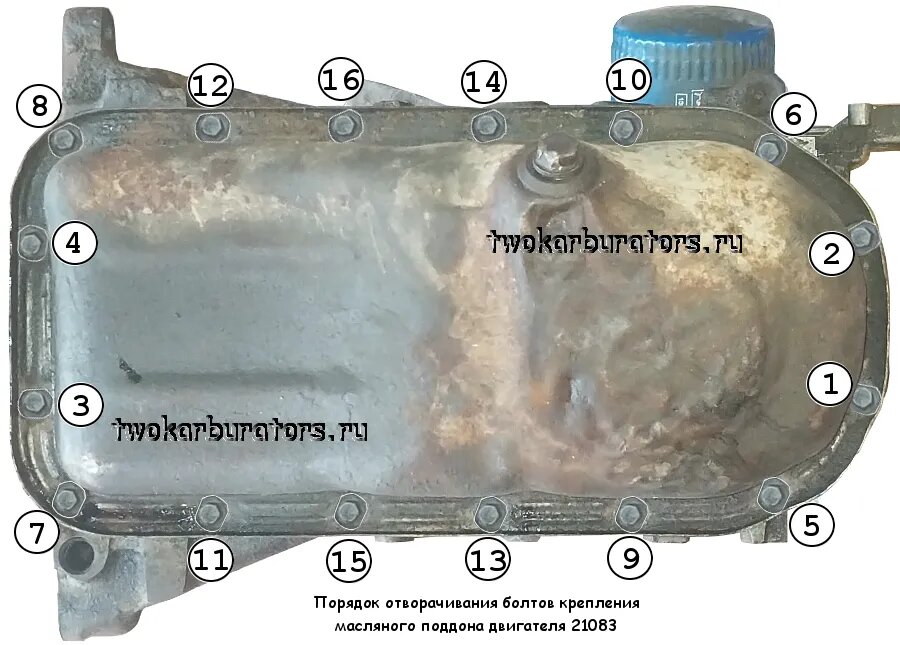 Отворачиваем 16 болтов крепления масляного поддона двигателя