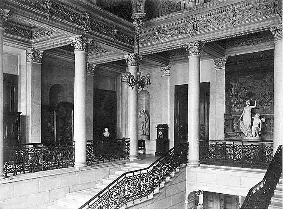 Отменили проект по реконструкции Шуваловского дворца