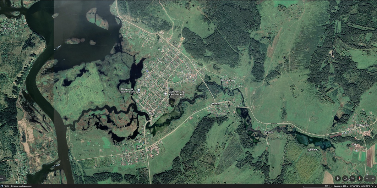 Пермь-Серьга на космосъемке Google Earth в наши дни. Можно заметить что обширных полей рядом с селом нет и сейчас