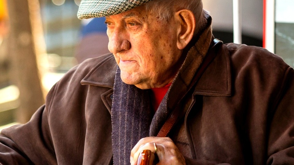 Почему переживший супруг может остаться без части своего имущества: новое решение суда