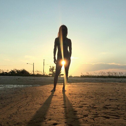 Не нравится обложка - какое-то воплощенное свидетельство родовой травмы.