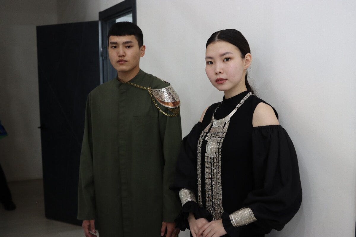 Дефиле ювелирных изделий