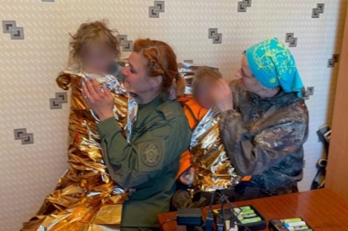    В Кузбассе наказали мать, чьи дети три дня одни были в лесу без еды и воды