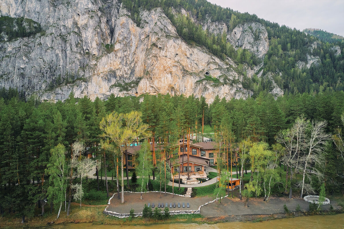 Grand Chalet Altay, Бирюзовая Катунь