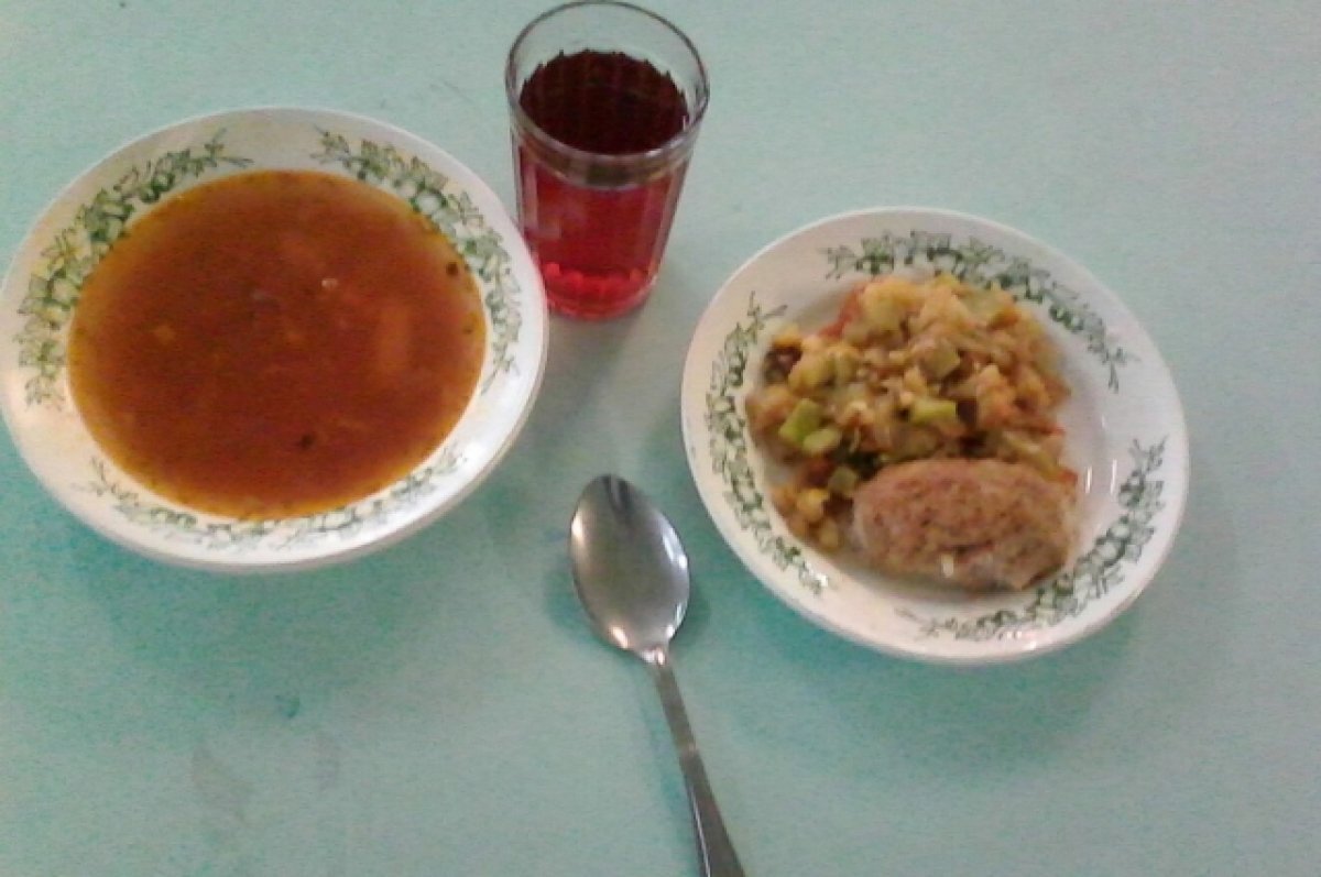    В детском интернате Чувашии обнаружены нарушения при организации питания