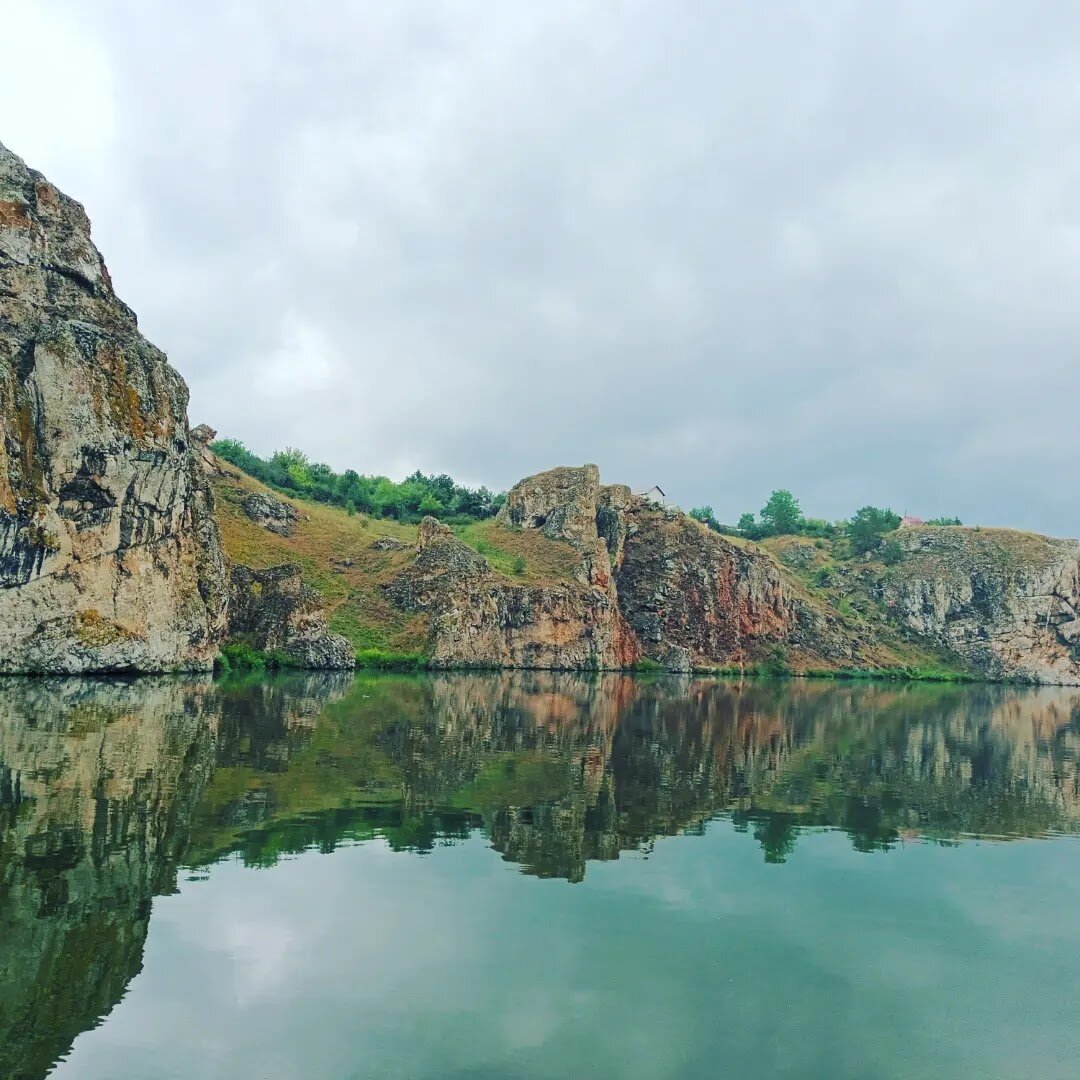 Река Исеть и ее берега