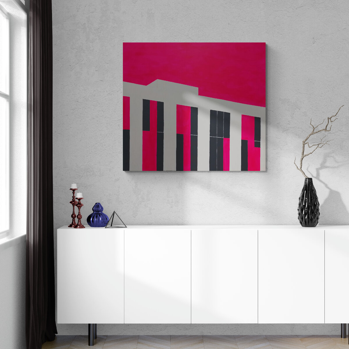 Яркий розовый помогает раскрыть потенциал, стимулирует работу мысли, призывает к деятельности, поднимает настроение. В цветотерапии он считается антидепрессантом и относится к лечебным оттенкам. По фен-шуй ярко-розовый считается цветом сотрудничества. Использование его в интерьере помогает чувствовать себя более открытым, ощущать себя комфортнее. Цвет помогает решить внутриличностные конфликты и повысить самооценку.