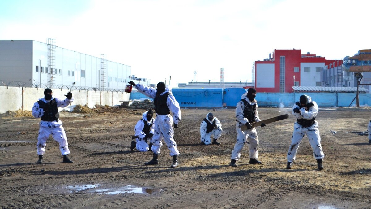    Сургутский ОМОН уже 10 лет борется с преступностью