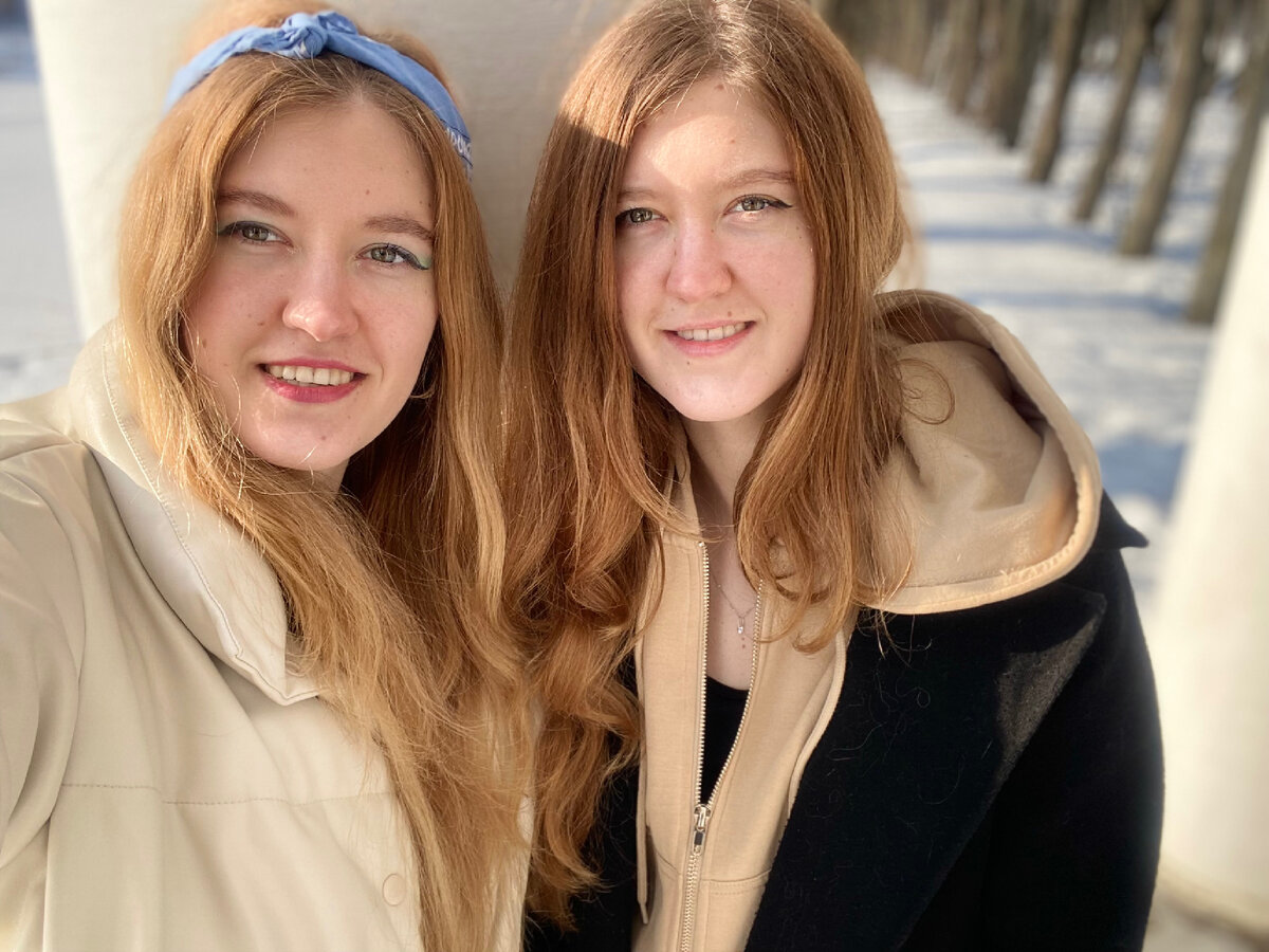 Канал про нас, ведь мы всегда вместе путешествуем. ОК - Оля и Катя. А ведет его Оля (я слева) 