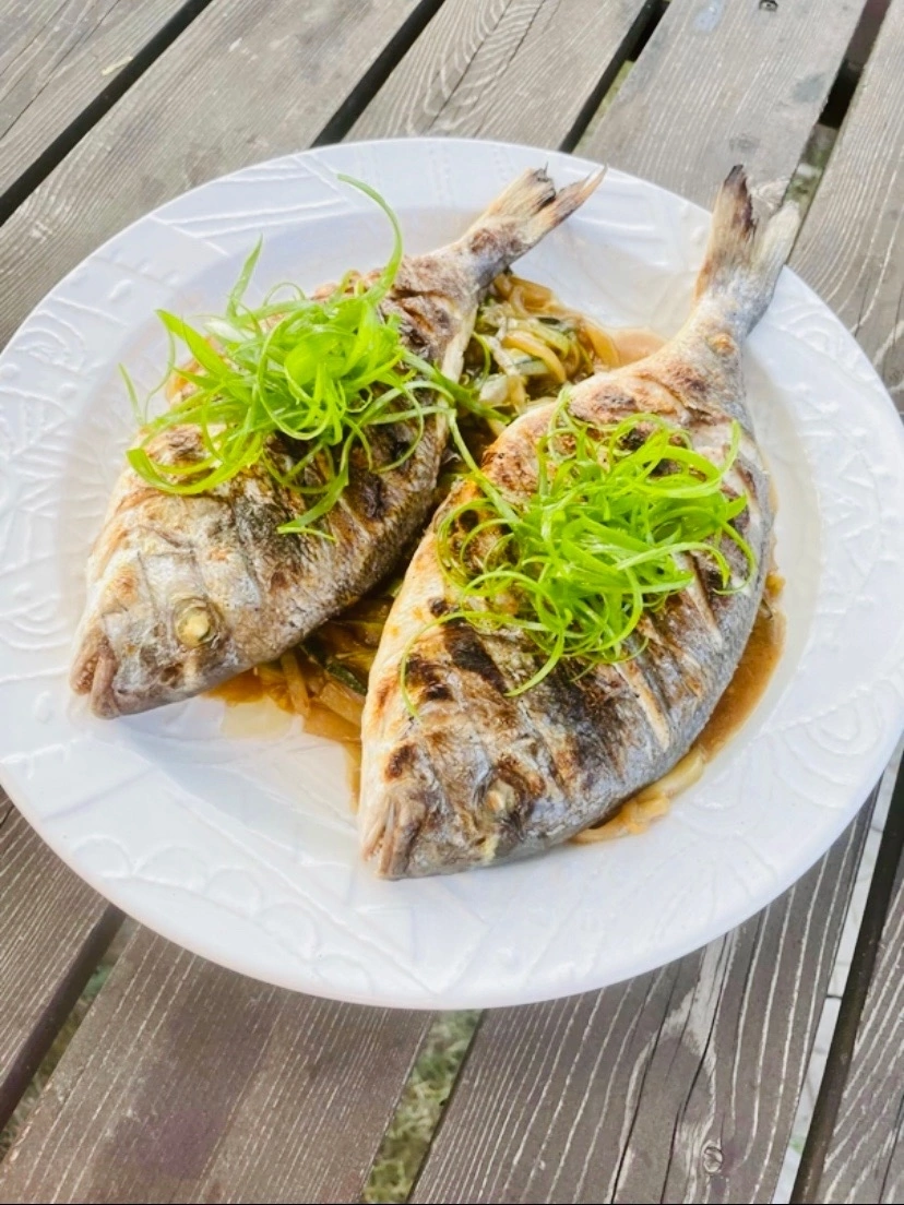 🟢 ДОРАДО С ЛАПШОЙ ИЗ КАБАЧКА…