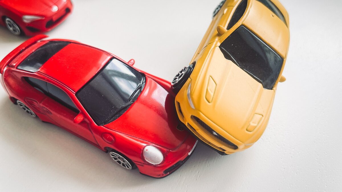     Дети стали чаще попадать в аварии на родительских машинах в Приморье. Так, в феврале зафиксировано одно подобное ДТП, а в марте уже три.