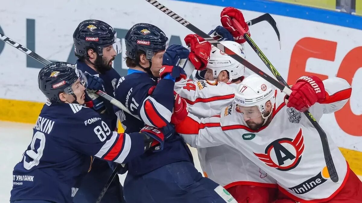     В среду, 3 апреля, в Магнитогорске прошел первый матч ХК «Металлург» в серии против «Автомобилиста» из Екатеринбурга. К победе южноуральцы пришли методично и уверенно.