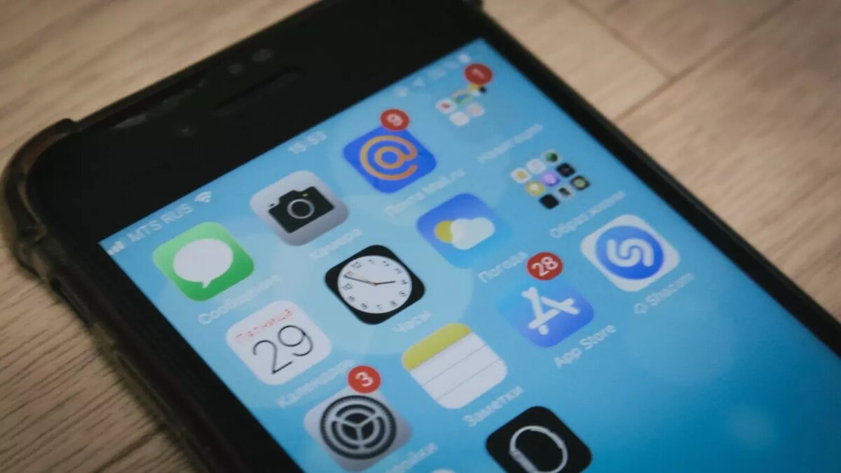     Жители Нижнекамска сообщали об эвакуационных мероприятиях на заводах города. Об этом они писали в комментариях под публикацией в Telegram-канале «Нижнекамск Новости».