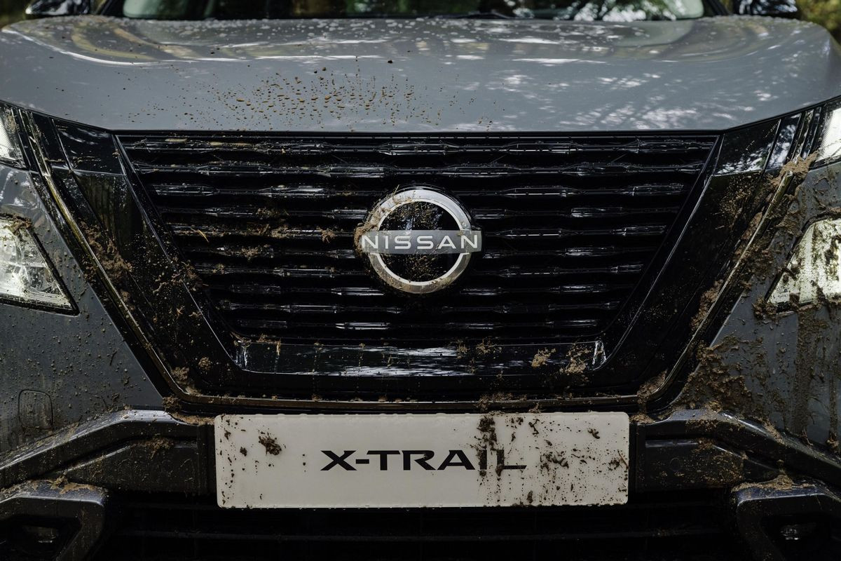 Решетка радиатора Nissan X-Trail N-Trek 